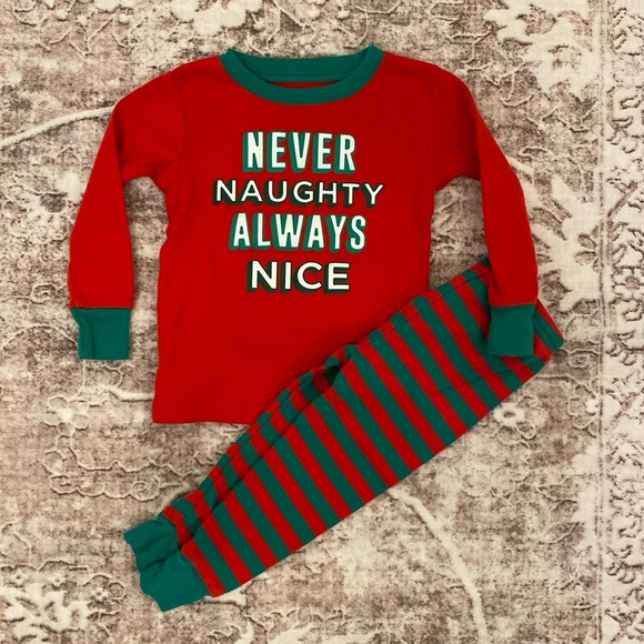 Carter’s 18M Christmas Sleeper Set - Picture 1 of 8